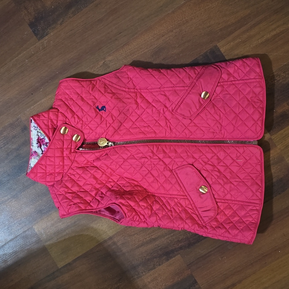 Girls Pink Quilted Vest. Size 5Y.